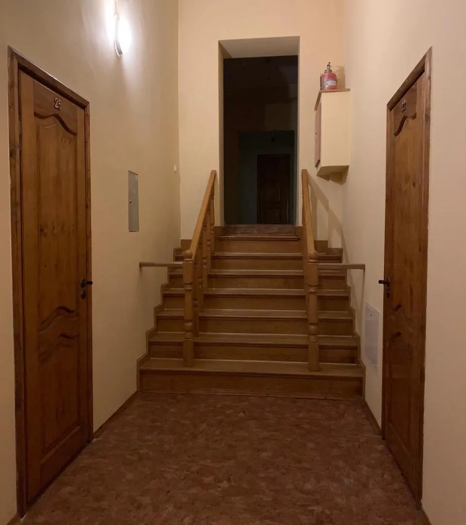 קייב Inn On Zhytomyrska מלון
