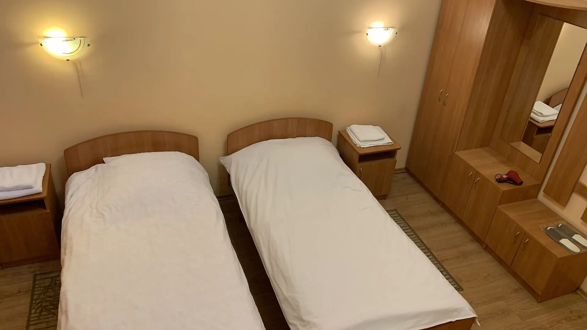 ** מלון קייב Inn On Zhytomyrska אוקראינה