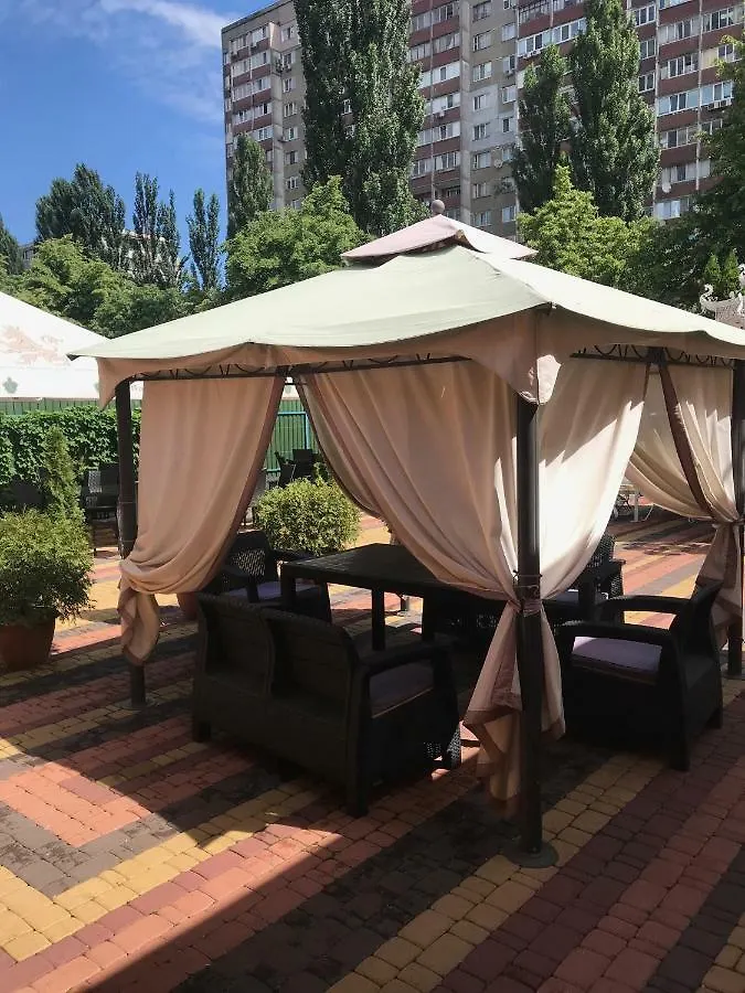 Inn on Zhytomyrska Kijów 2*,